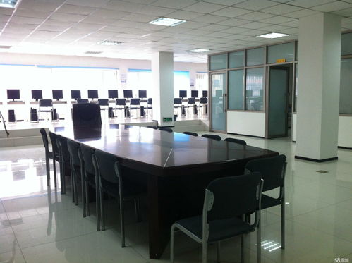 吉林省慧融商通商貿服務有限責任公司招聘信息 公司前景 規(guī)模 待遇怎么樣